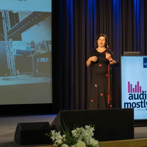 FH St. P&ouml;lten / Leonie Sch&ouml;nfeldinger, Sophia Moser, Lena Strau&szlig;, Radica Kalajdzic, Theresa Zahradnik