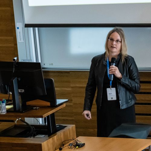 FH St. P&ouml;lten / Leonie Sch&ouml;nfeldinger, Sophia Moser, Lena Strau&szlig;, Radica Kalajdzic, Theresa Zahradnik